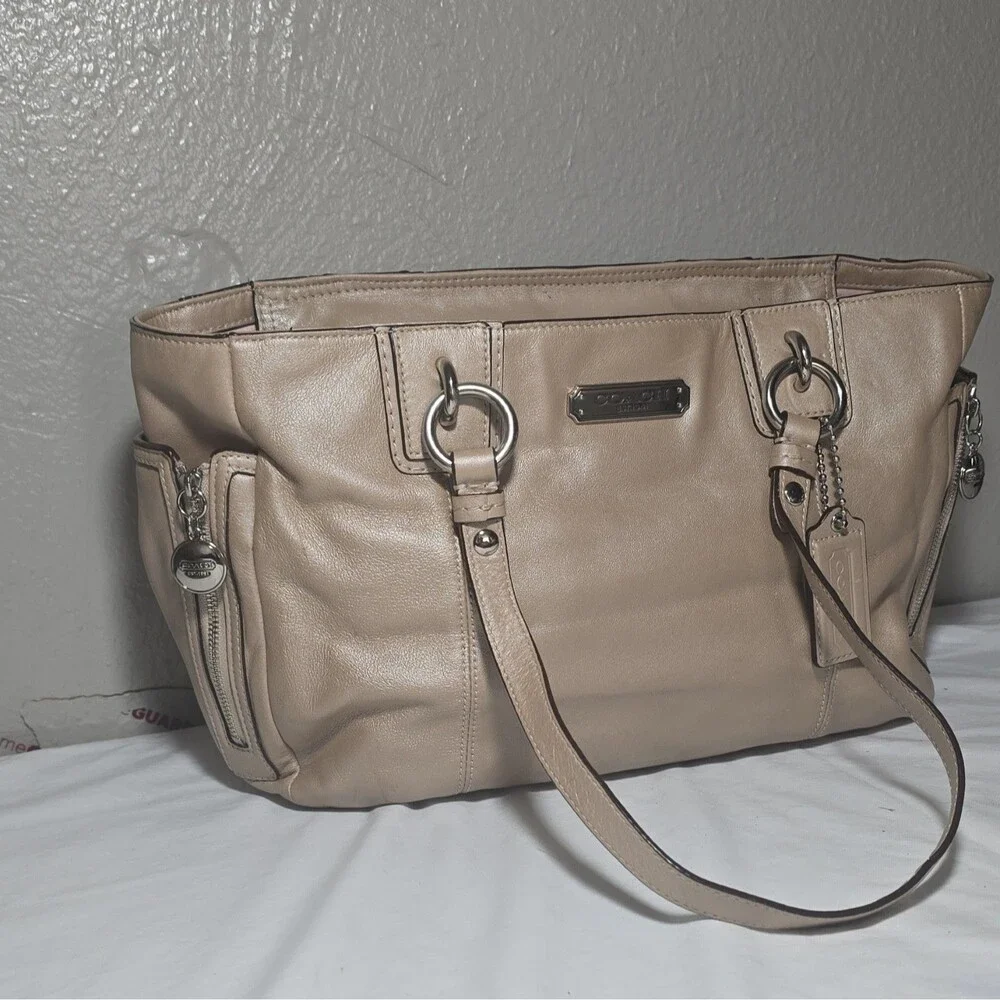 Coach Madison Beige Taupe Leather Tote Bag Zip Top Pink Lining Silver Charm [083
